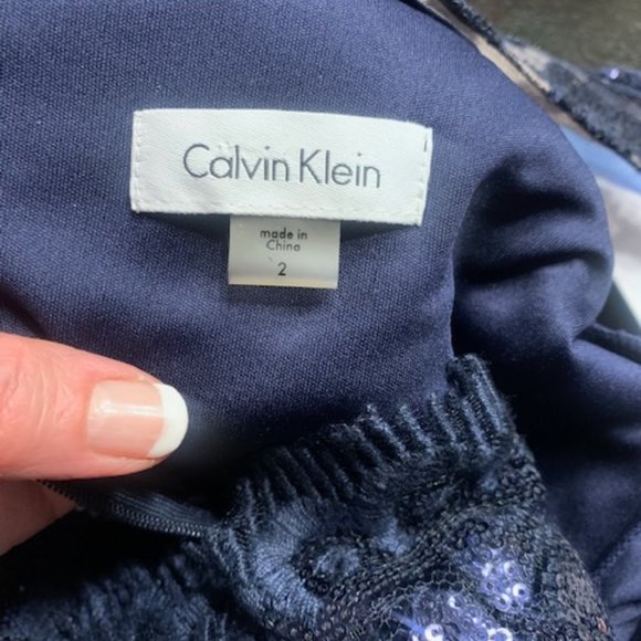 Embroidered Lace Sequin Evening Gown,size2 - Picture 6 of 7